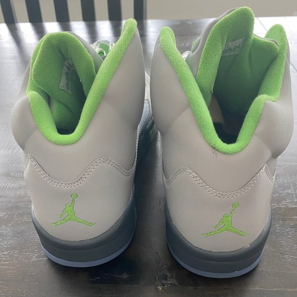 Nike Air Jordan 5 Retro - Picture 3 of 4